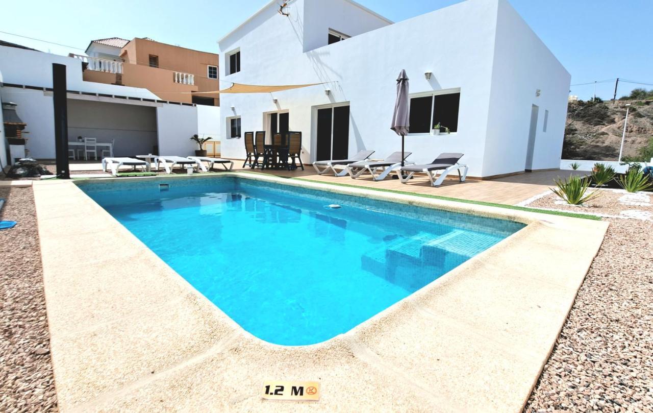 Villa Calma Climatized Pool Private Jacuzzi Spa In Tarajalejo Tuineje Exterior foto