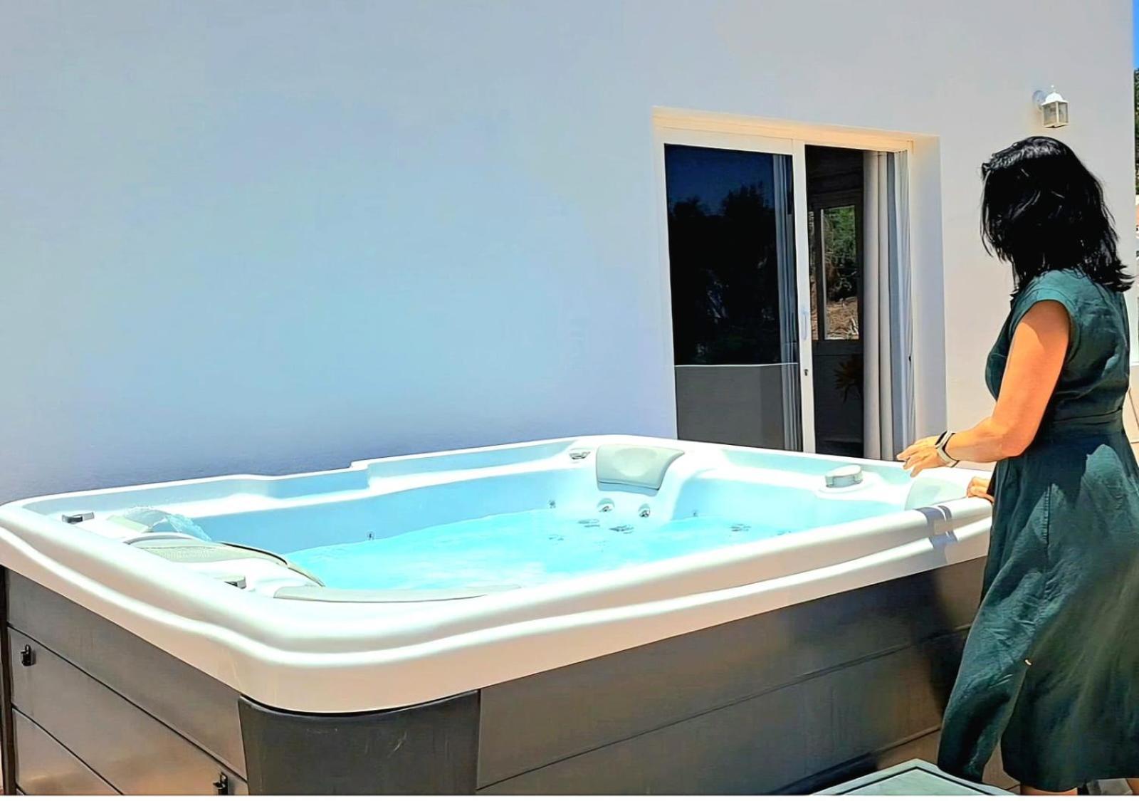 Villa Calma Climatized Pool Private Jacuzzi Spa In Tarajalejo Tuineje Exterior foto